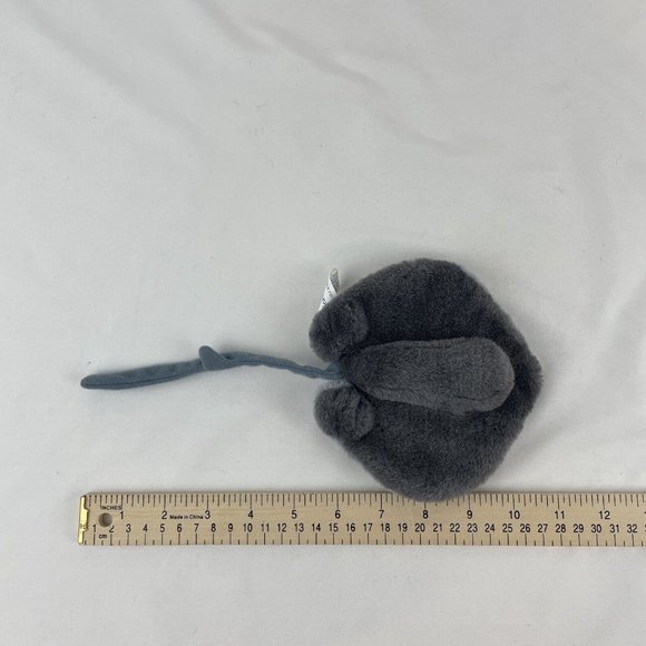Sea World Vintage Gray Stingray Manta Ray 11” Plush Stuffed Animal - Picture 5 of 5